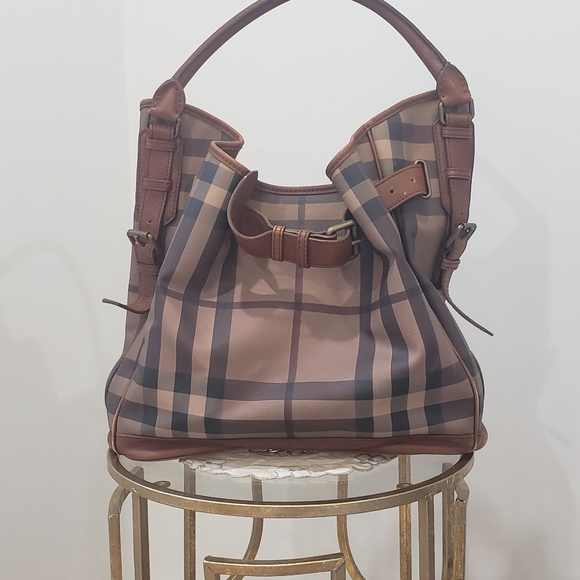 Burberry Bag - Picture 15 of 15